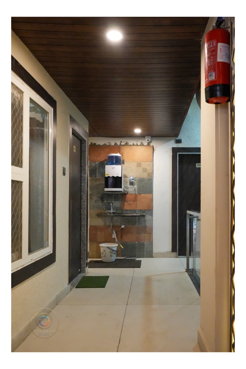 Guest Room - Jain's boys Stay Bhopal MP Nagar